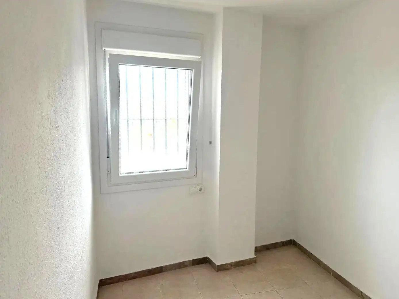 Dormitori de Pis en venda en Alhaurín de la Torre amb Forn, Rentadora i Microones