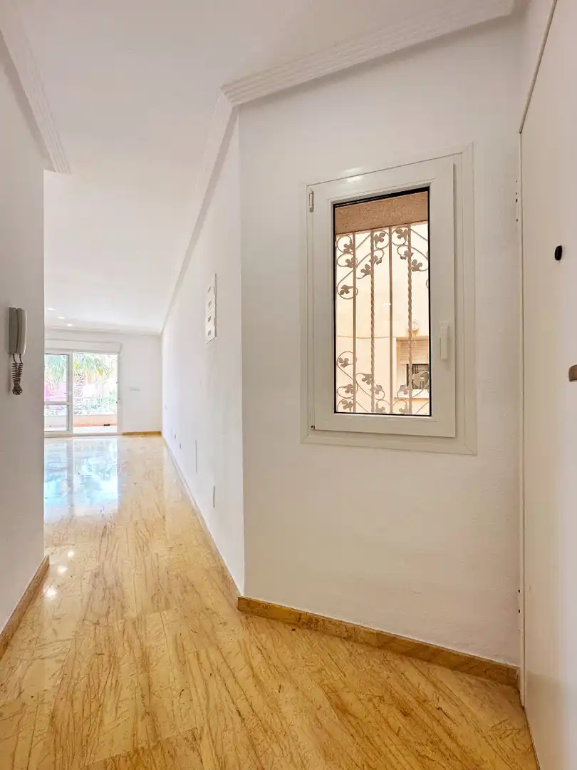 Planta baixa en venda en Orihuela amb Aire condicionat, Jardí privat i Terrassa