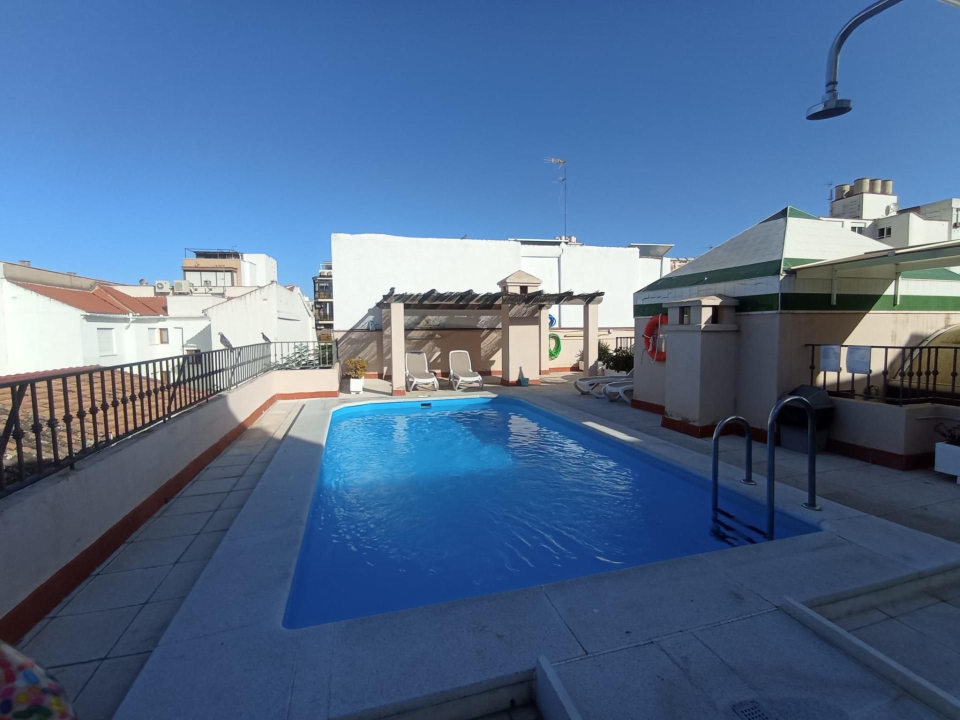 Piscina de Piso en venta en Málaga Capital con Piscina comunitaria