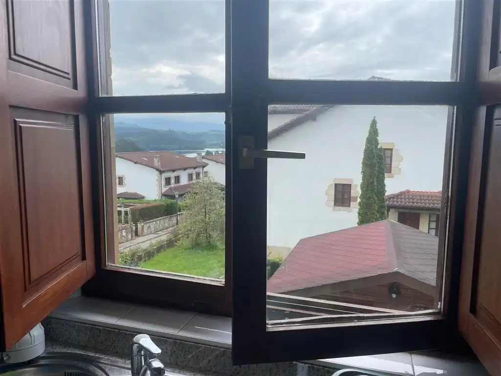 Exterior view of Flat for sale in San Vicente de la Barquera  with Heating, Parquet flooring and Furnished
