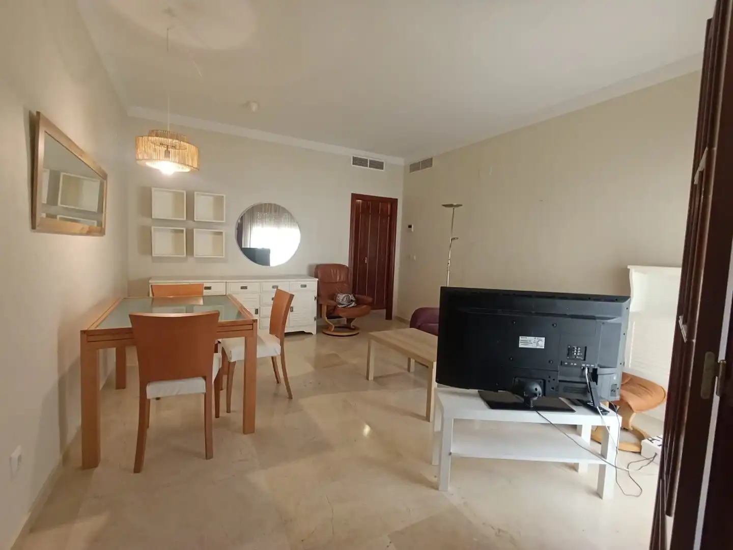 Wohnzimmer von Wohnungen zur Miete in Málaga mit Klimaanlage, Abstellraum und Möbliert