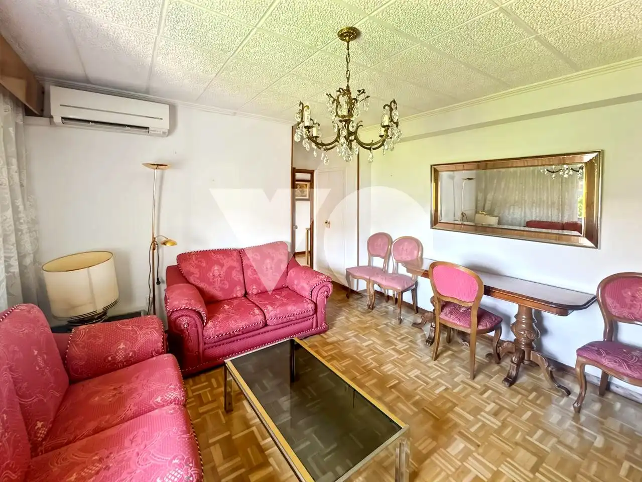 Wohnzimmer von Wohnung zum Verkauf in Madrid mit Klimaanlage, Heizung und Parkett