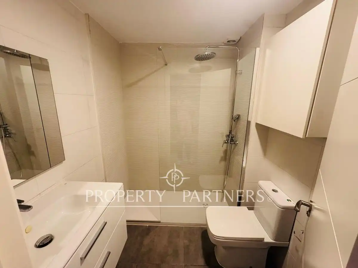Baño de Casa adosada en venta en Rocafort con Aire acondicionado, Calefacción y Piscina