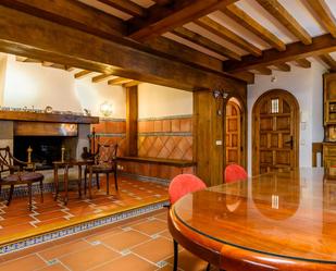 Menjador de Casa adosada en venda en  Toledo Capital amb Aire condicionat, Terrassa i Balcó