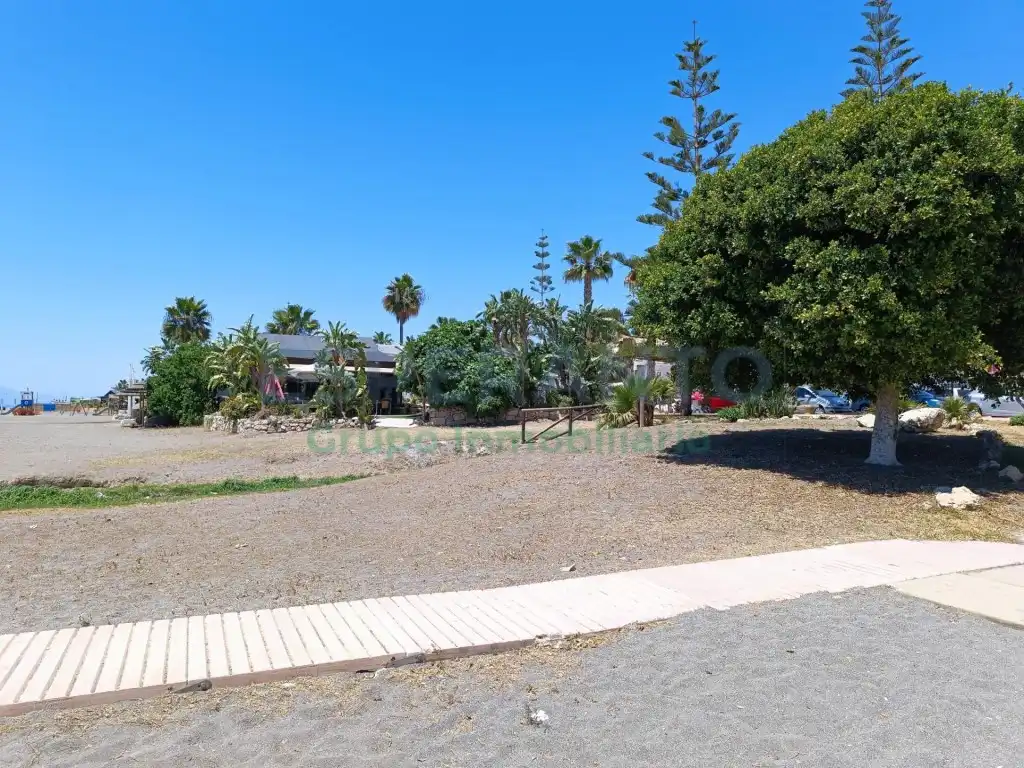 Finca rústica en venda en Vélez-Málaga amb Aire condicionat, Jardí privat i Traster