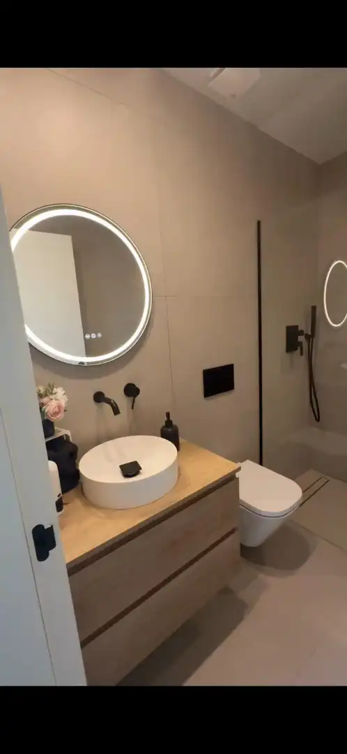 Bathroom of Houses for sale in Sant Cugat del Vallès  with Air Conditioner, Heating and Private garden