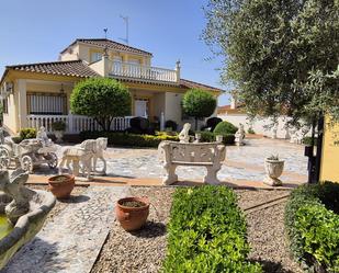 Jardí de Casa o xalet en venda en Badajoz Capital amb Aire condicionat, Terrassa i Balcó