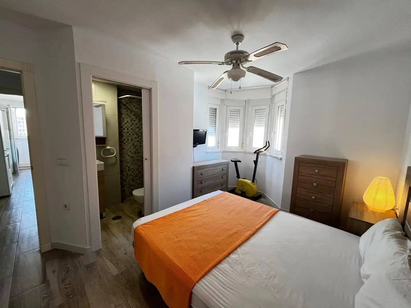 Bedroom of Flat for sale in La Manga del Mar Menor  with Air Conditioner, Private garden and Furnished