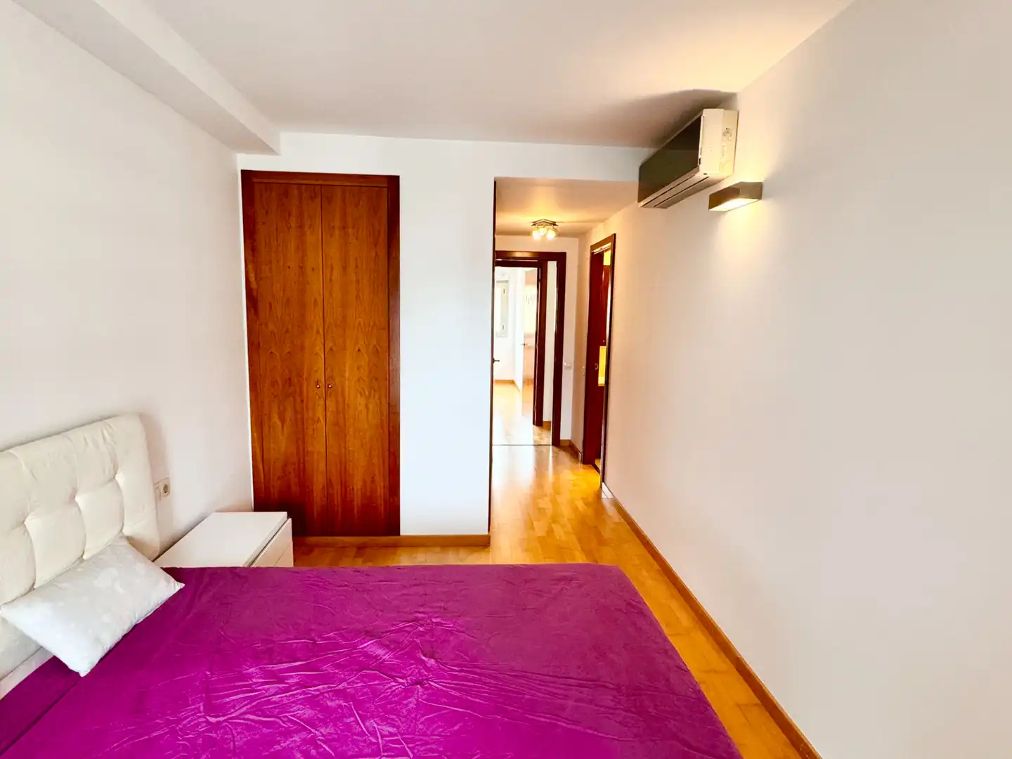 Bedroom of Flat for rent in Badalona  with Air Conditioner, Heating and Parquet flooring