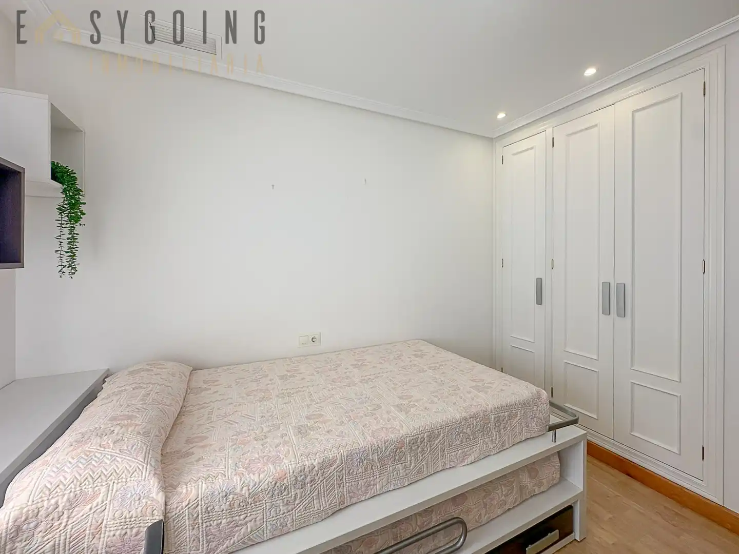 Piso con terraza en venta en Carrer Caritat 40, imagen 21