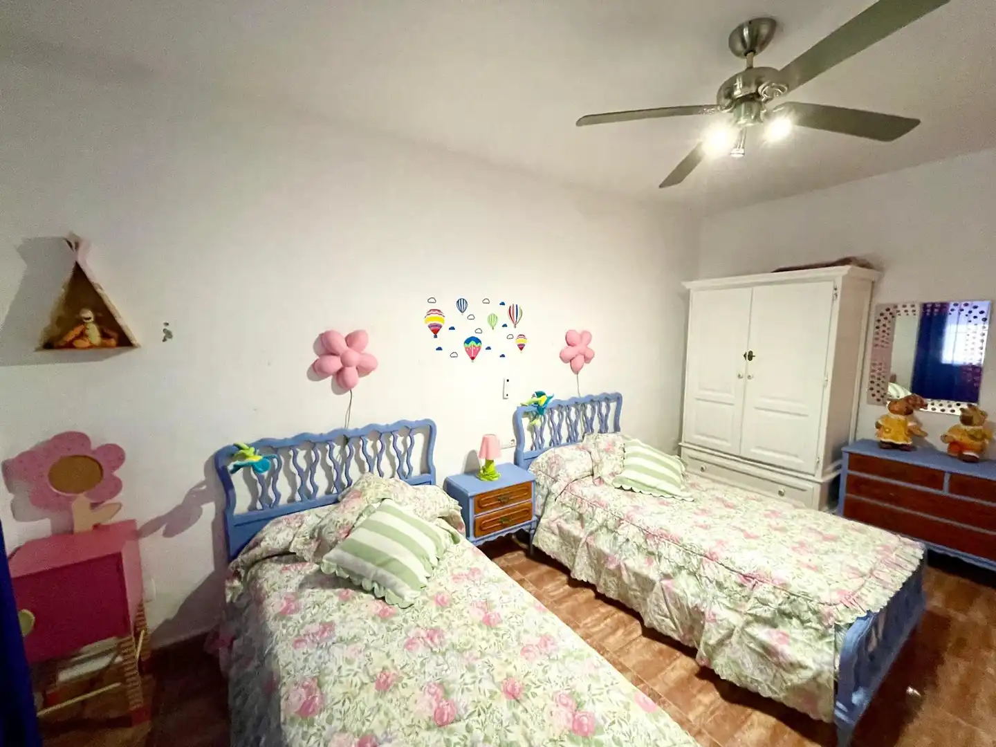Dormitori de Casa o xalet en venda en Roquetas de Mar amb Terrassa i Moblat