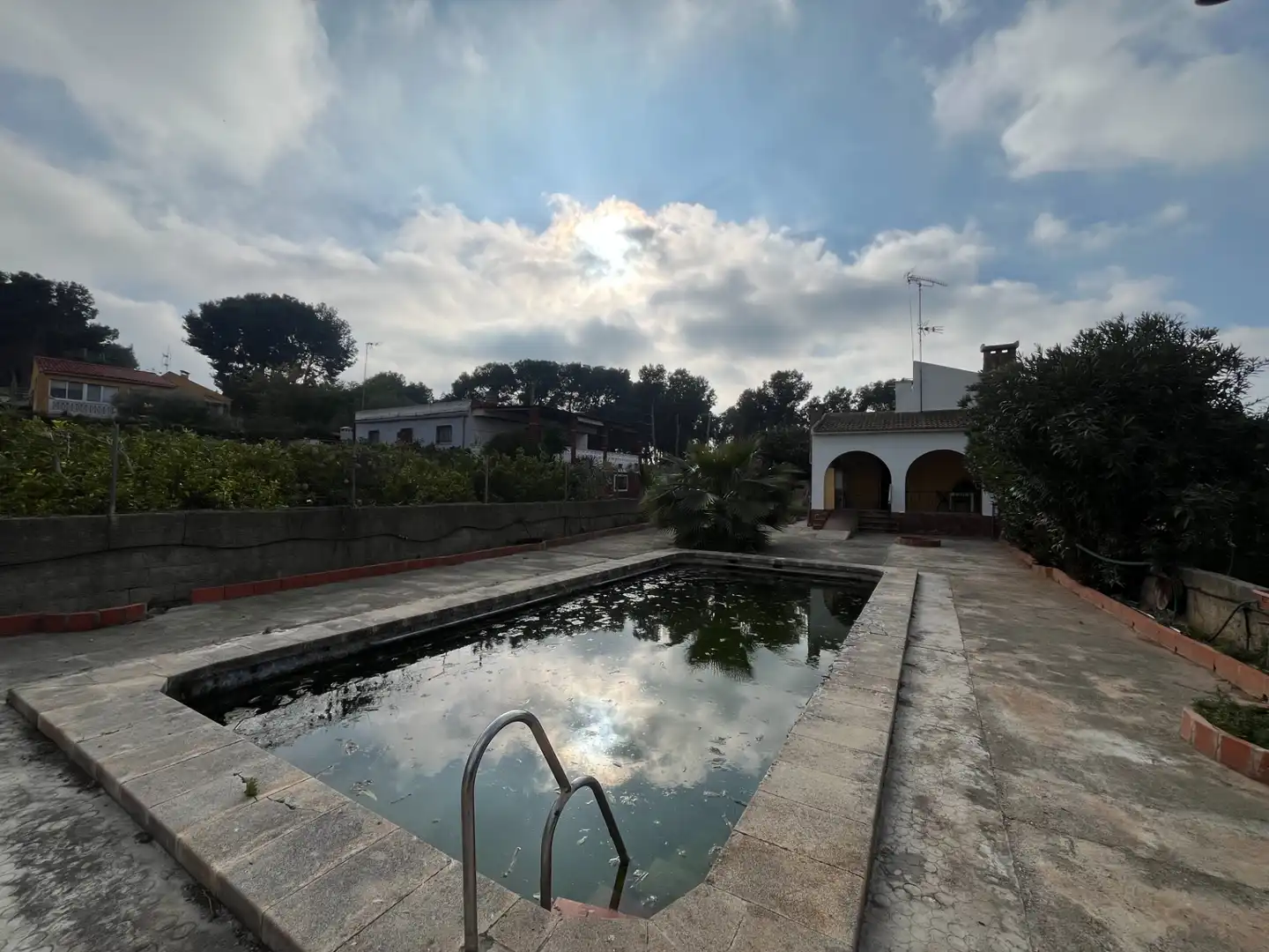 Piscina de Casa o chalet en venta en Sagunto / Sagunt con Jardín privado, Terraza y Trastero