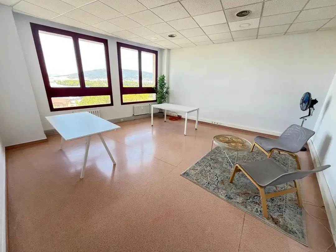 Office for rent in Barañáin / Barañain
