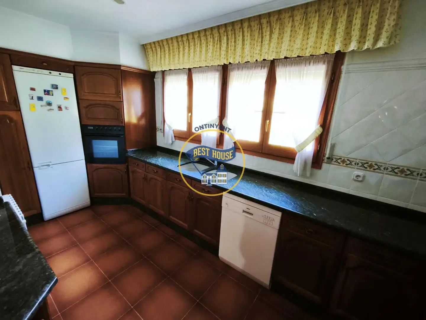 Cocina de Casa o chalet en venta en Ontinyent con Aire acondicionado, Calefacción y Jardín privado