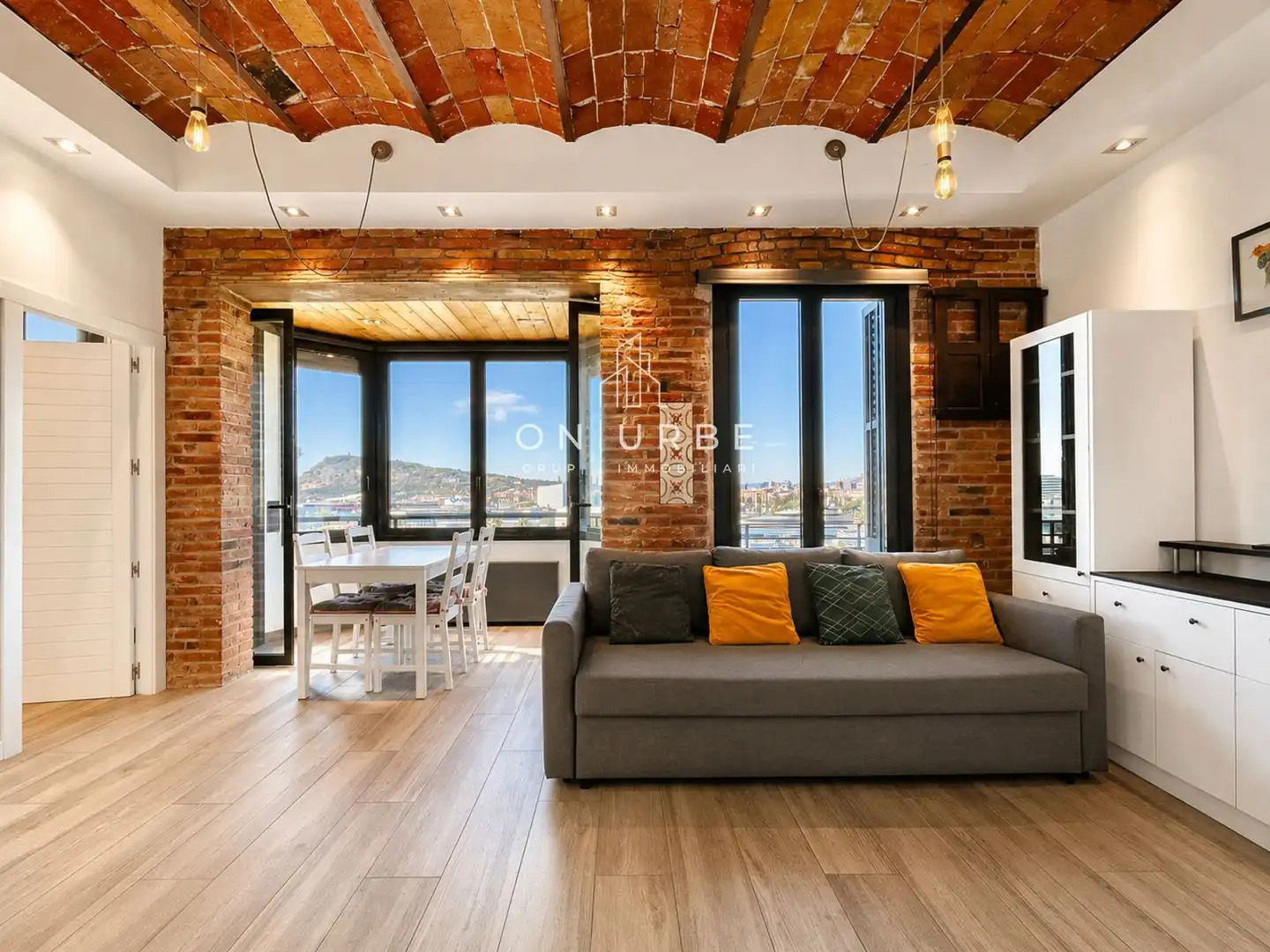 Piso con terraza en venta en Joan de Borbo Comte Barce, imagen 8