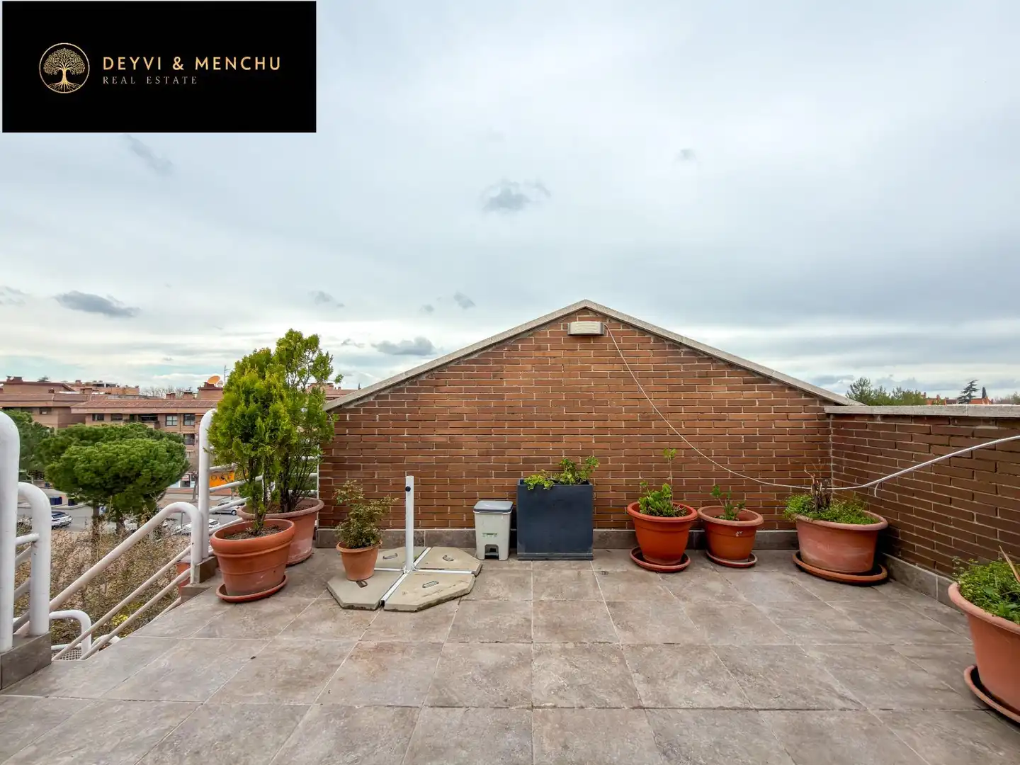 Terraza de Ático de alquiler en Pozuelo de Alarcón con Aire acondicionado, Jardín privado y Parquet