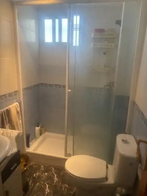 Baño de Piso en venta en Elche / Elx con Amueblado y Balcón