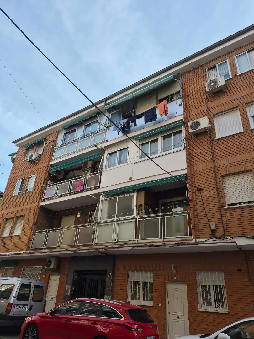 Vista exterior de Piso en venta en Madrid