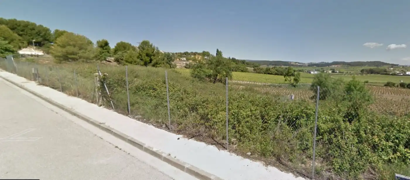 Terreny residencial en venda a Pacs del Penedès