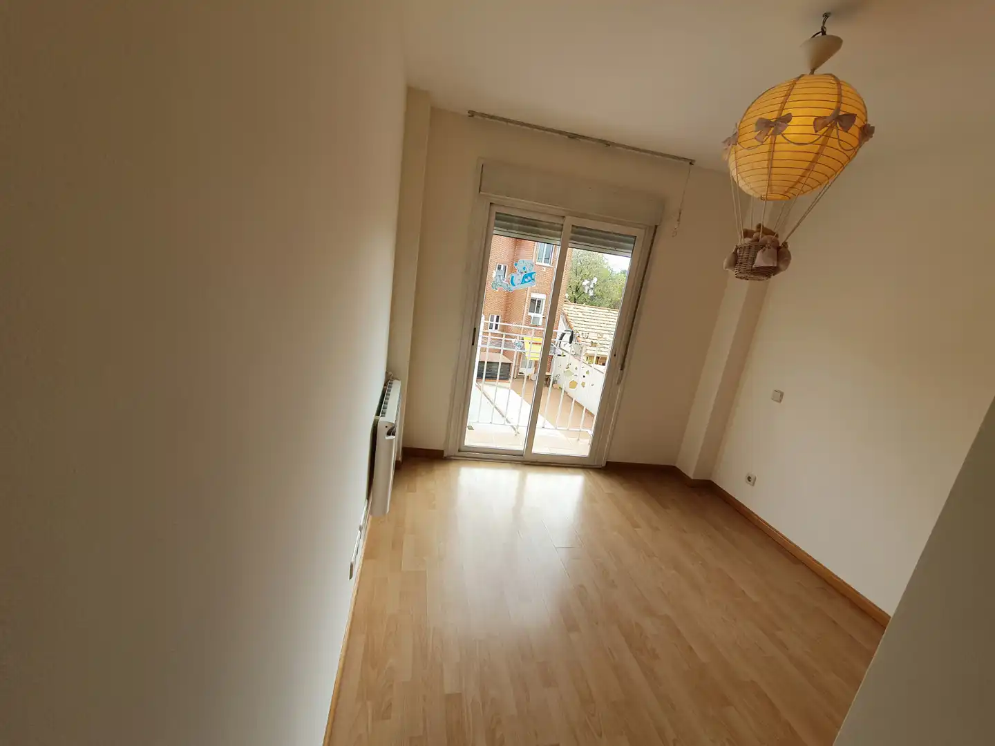 Habitación de Dúplex en venta en Madrid con Aire acondicionado, Calefacción y Parquet