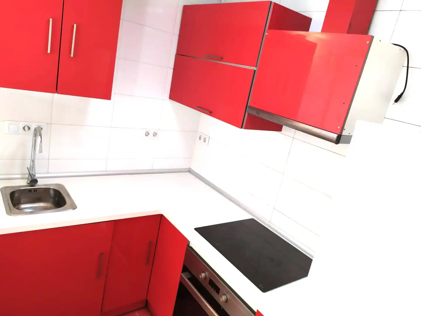 Kitchen of Flat for sale in Madrid  with Terrace, Oven and Washing machine