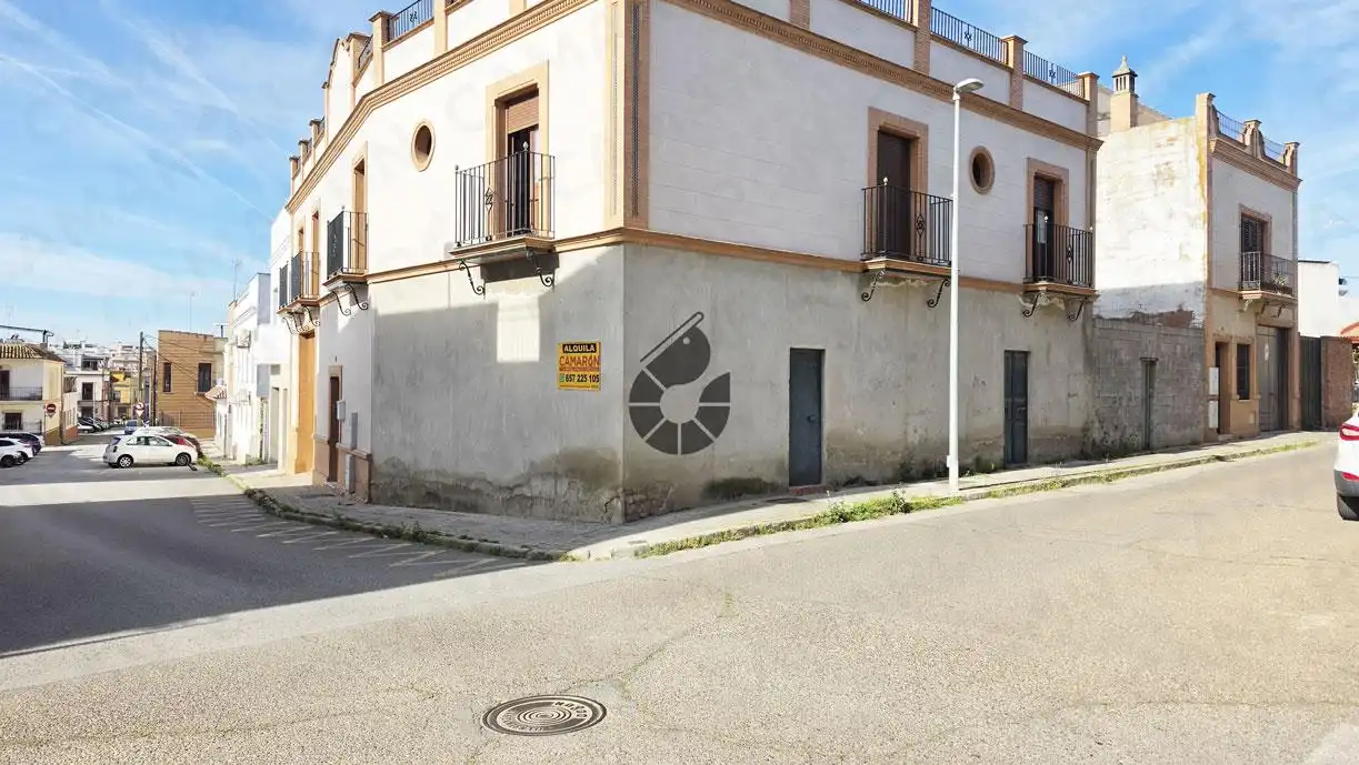 Local commercial à louer à Coria del Río, imagen 3