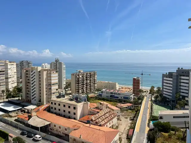 Vista exterior de Pis en venda en Alicante / Alacant amb Traster, Moblat i Piscina comunitària