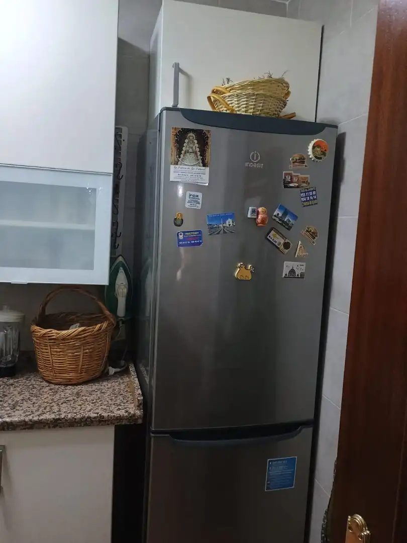 Cuina de Pis en venda en Mairena del Aljarafe amb Jardí privat, Terrassa i Balcó