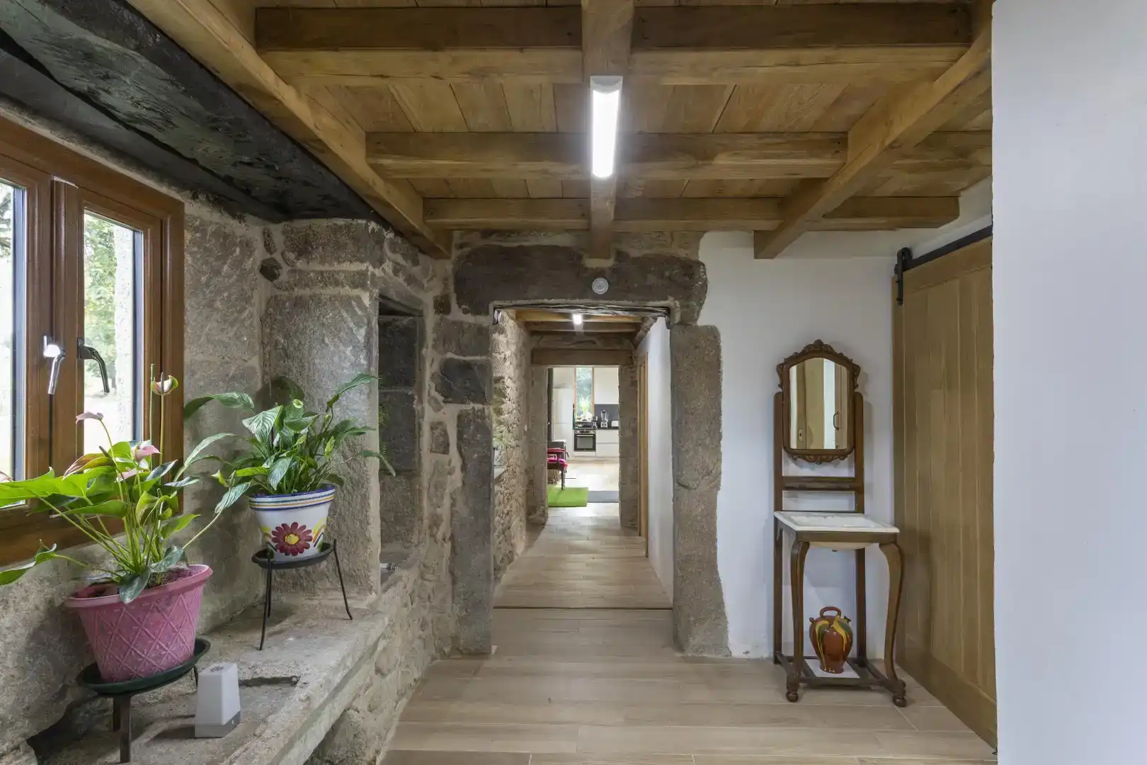 Country house zur Miete in Friol mit Privatgarten, Abstellraum und Möbliert