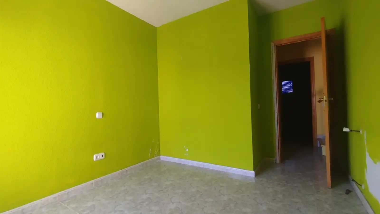 Dormitori de Casa adosada en venda en Uceda amb Calefacció, Jardí privat i Parquet