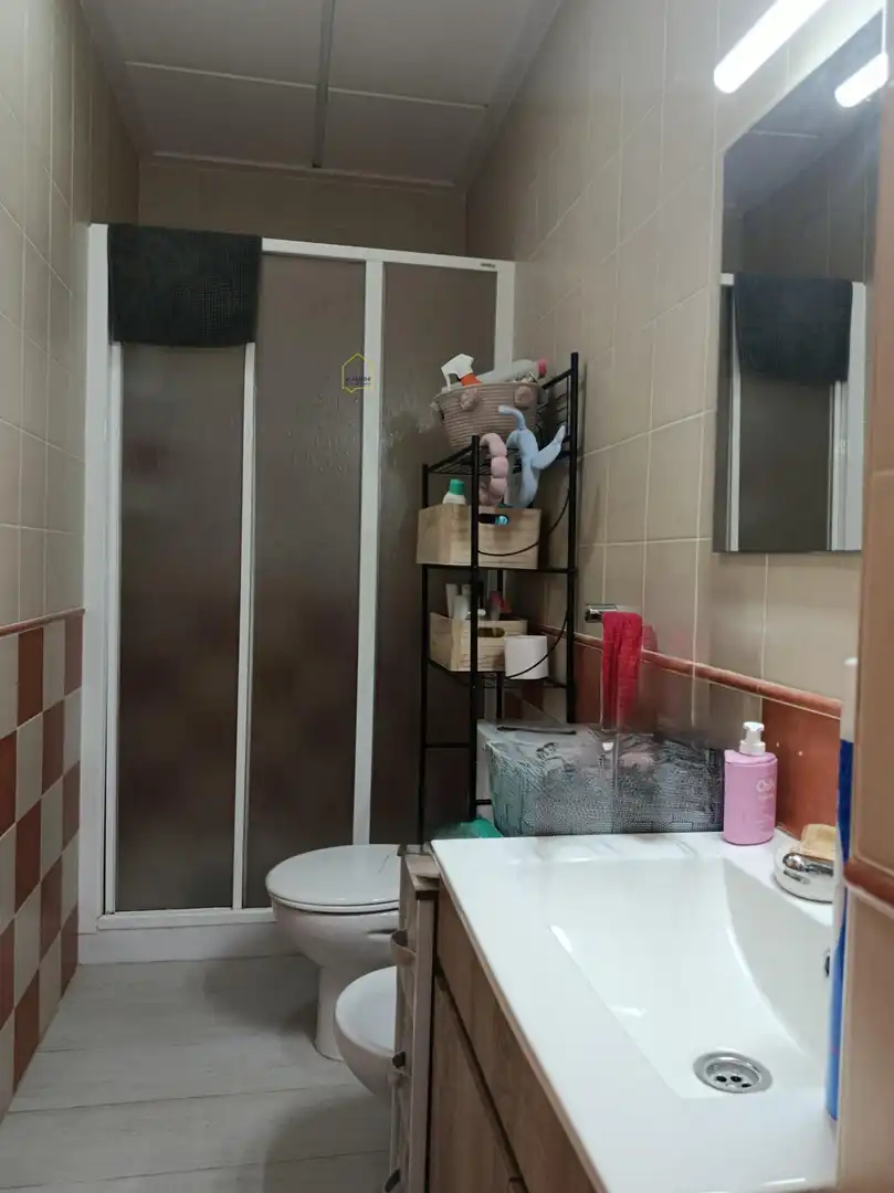 Baño de Casa adosada en venta en Lorca con Aire acondicionado, Terraza y Trastero