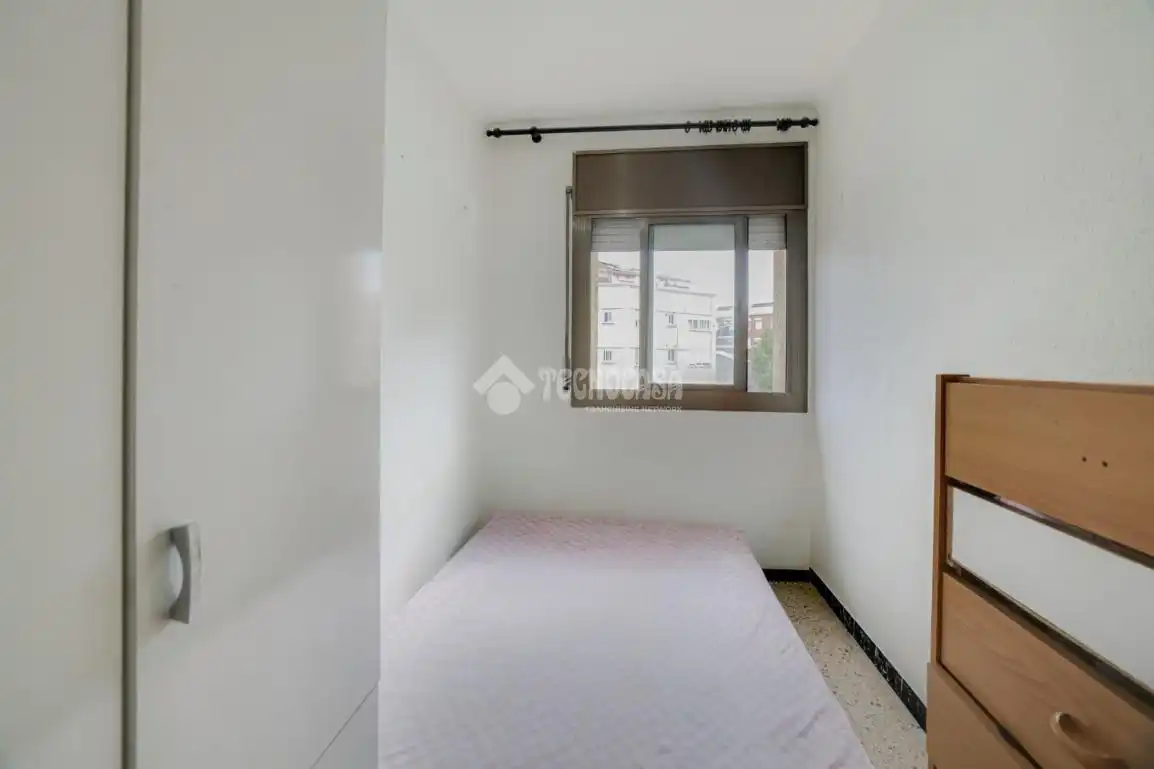 Schlafzimmer von Wohnung zum Verkauf in Terrassa
