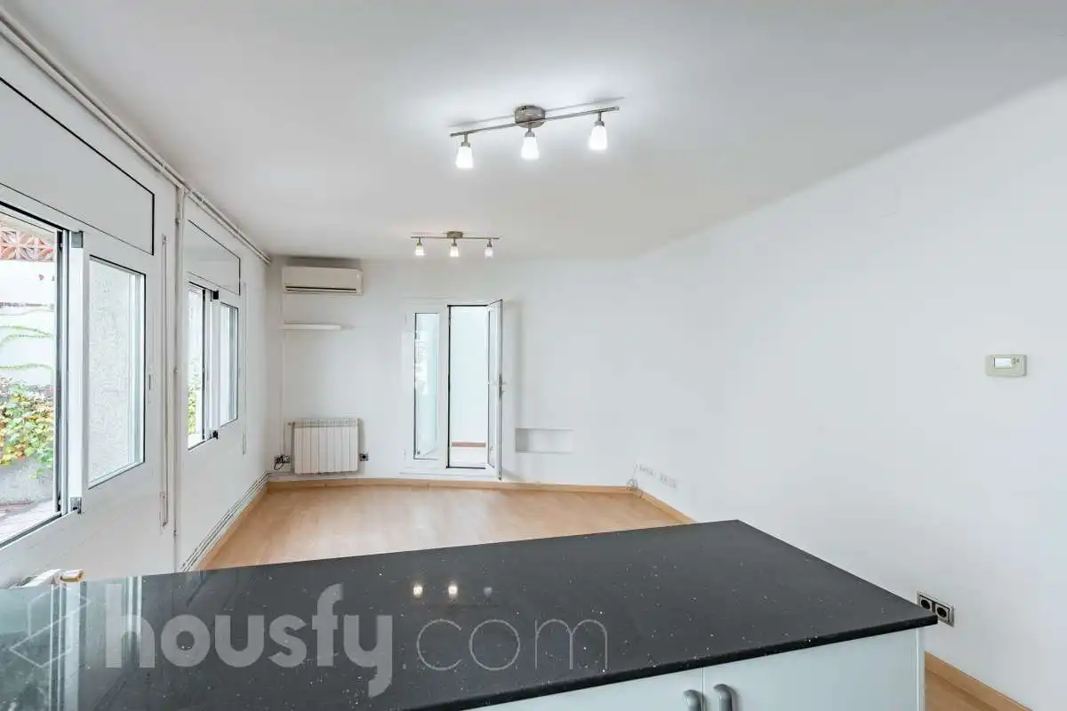 Flat for sale in Carrer de Balmes ., imagen 2