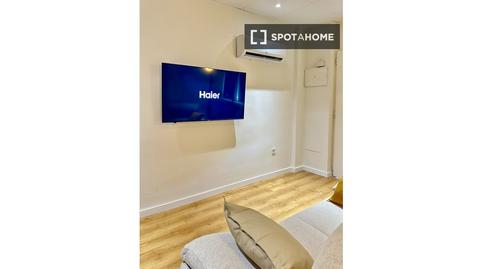 Photo 2 of Flat for rent in Rejas, Madrid Capital