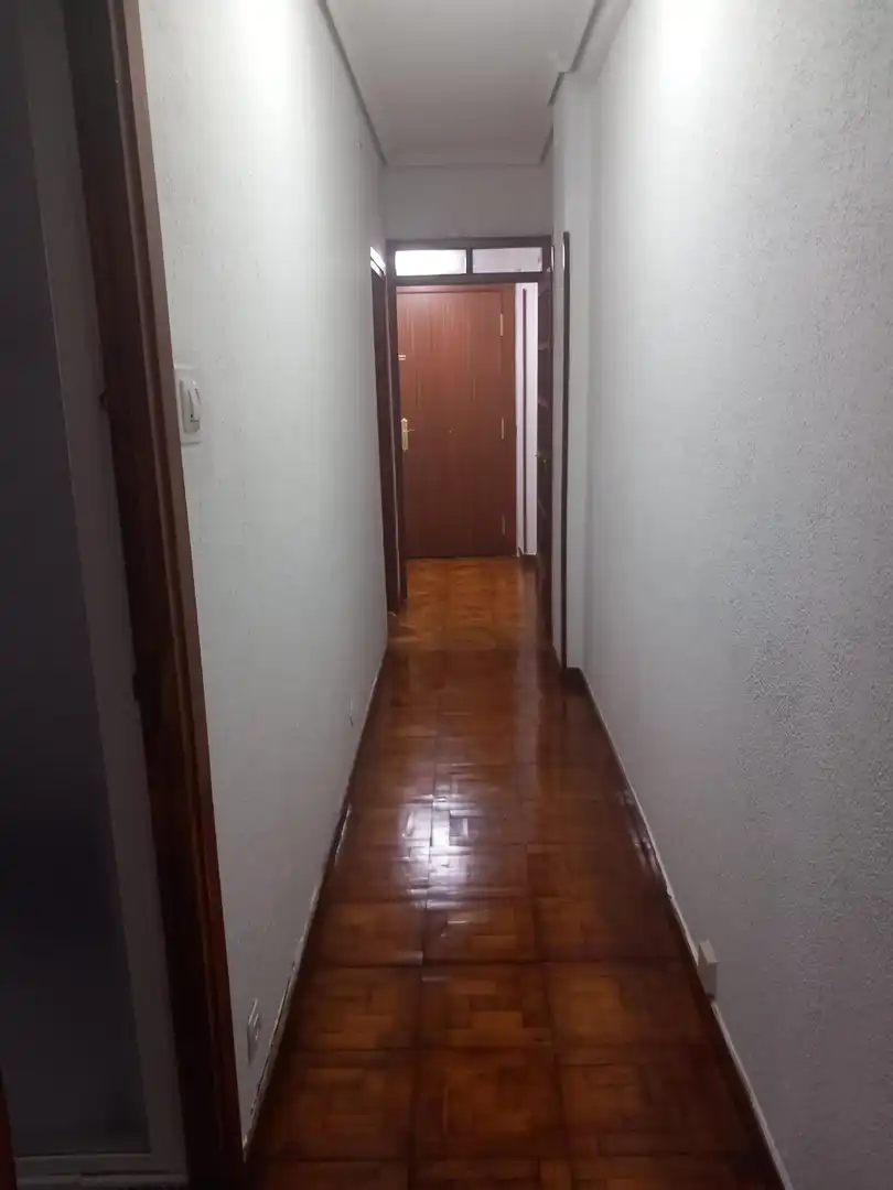Wohnung zur Miete in Calle Ansar, Inmobiliaria - Barreda
