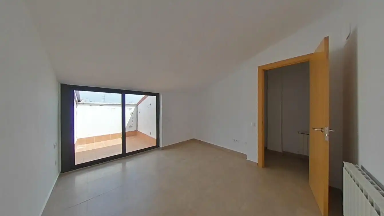 Dormitori de Dúplex en venda en Terrassa amb Calefacció i Terrassa