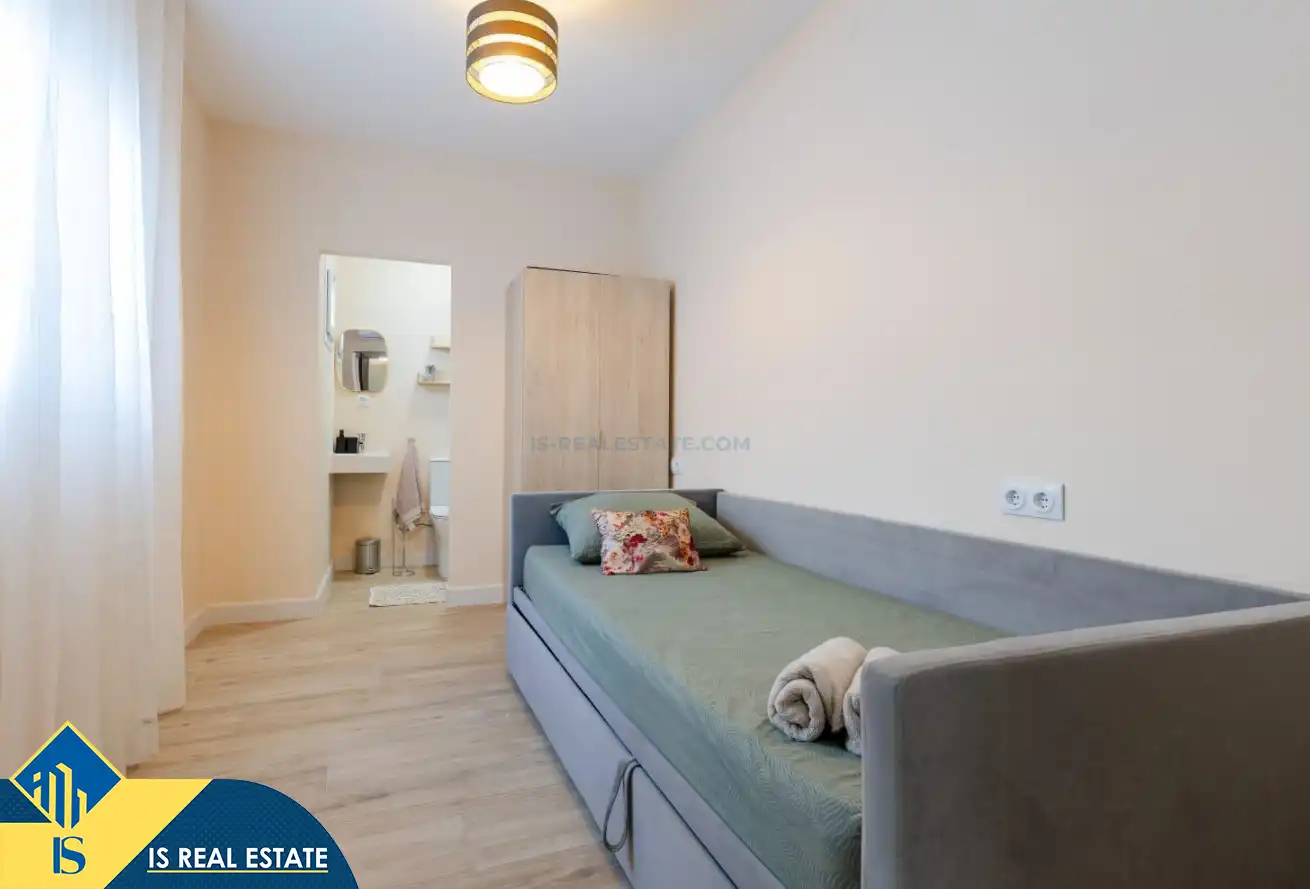 Habitación de Casa adosada en venta en Torrevieja con Aire acondicionado, Calefacción y Amueblado