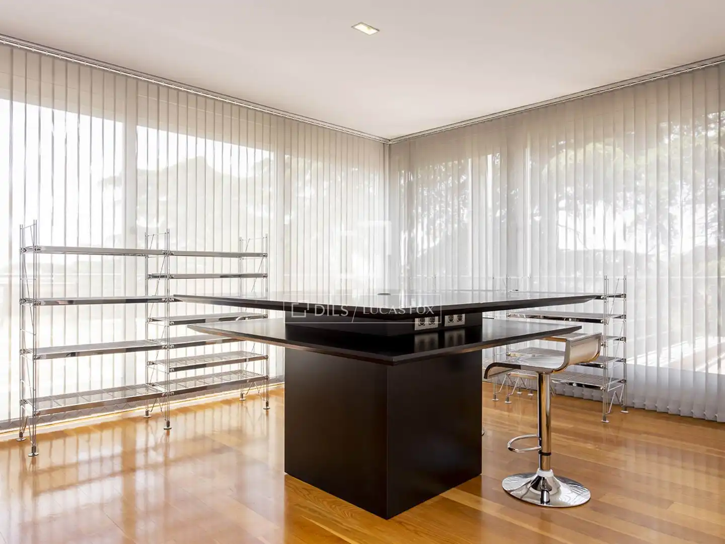 Comedor de Casa o chalet de alquiler en Barcelona con Aire acondicionado, Calefacción y Jardín privado
