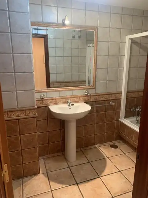 Baño de Apartamento en venta en Marín con Parquet, Trastero y Amueblado