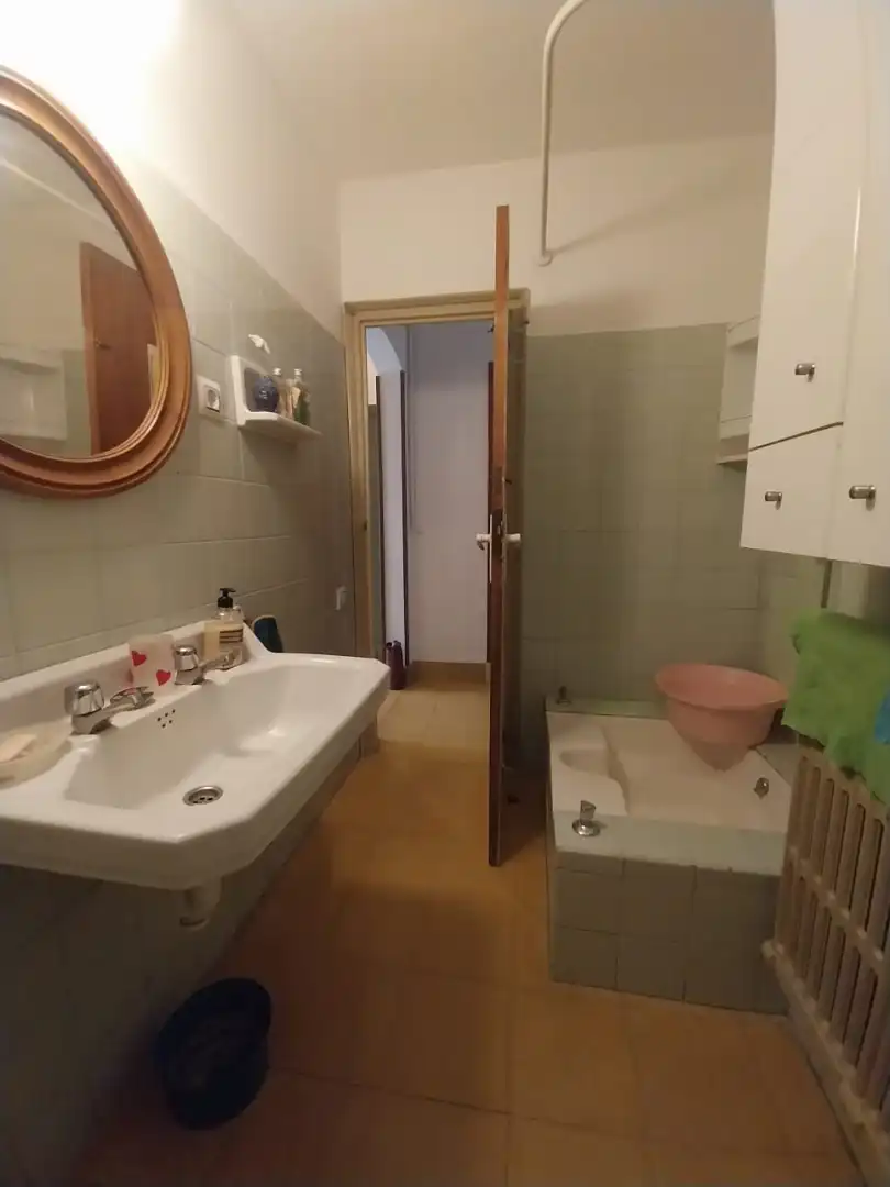 Bathroom of Flat for sale in Figueres  with Heating and Balcony