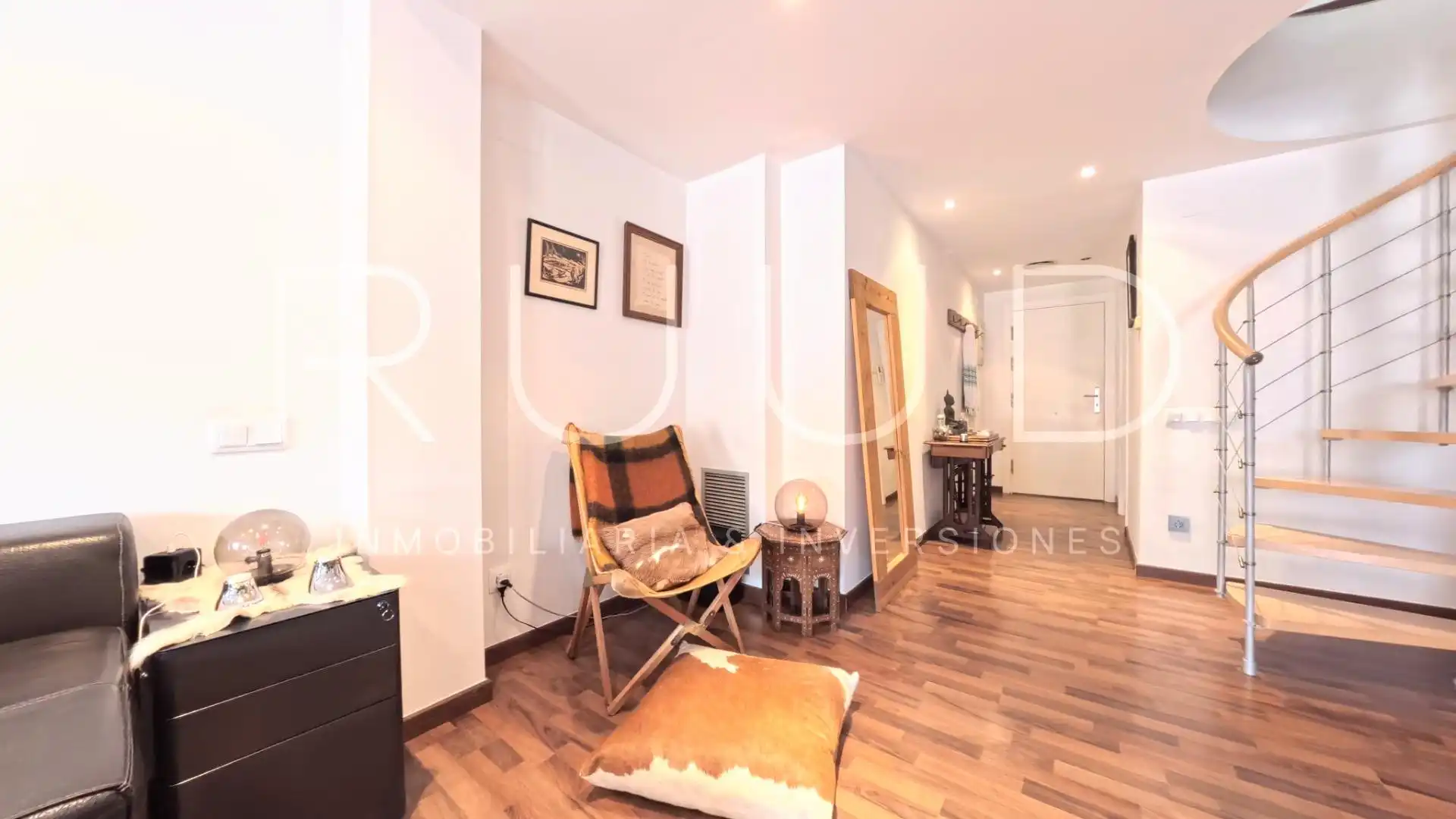 Bedroom of Duplexes for sale in Castelldefels  with Air Conditioner, Heating and Parquet flooring