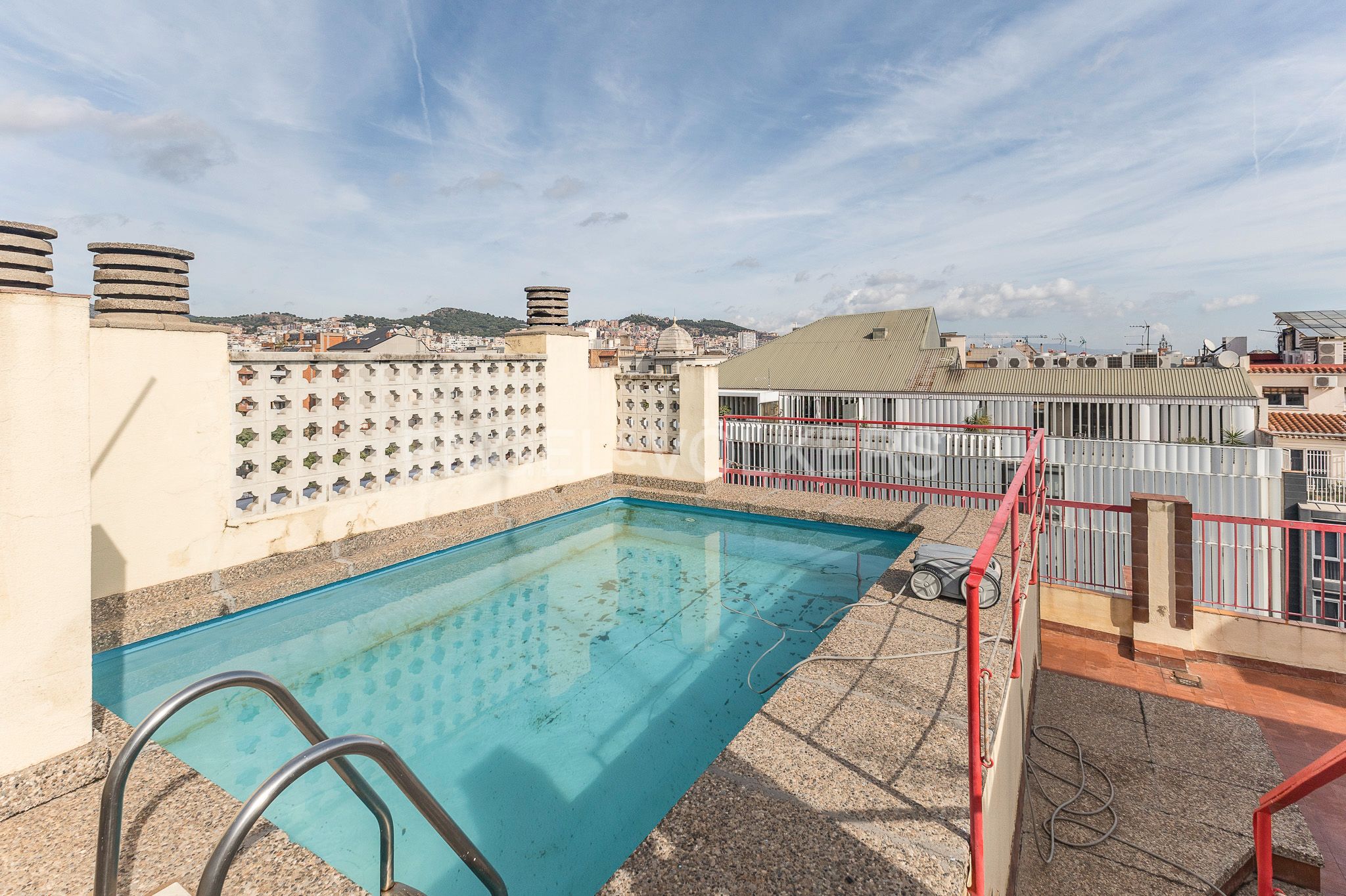 Piscina de Àtic en venda en  Barcelona Capital amb Aire condicionat, Calefacció i Parquet