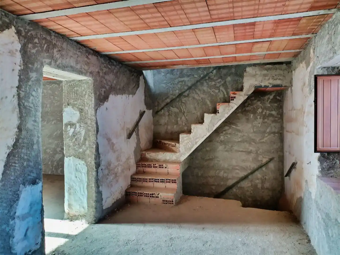 Piso en venta en Canillas de Aceituno con Balcón