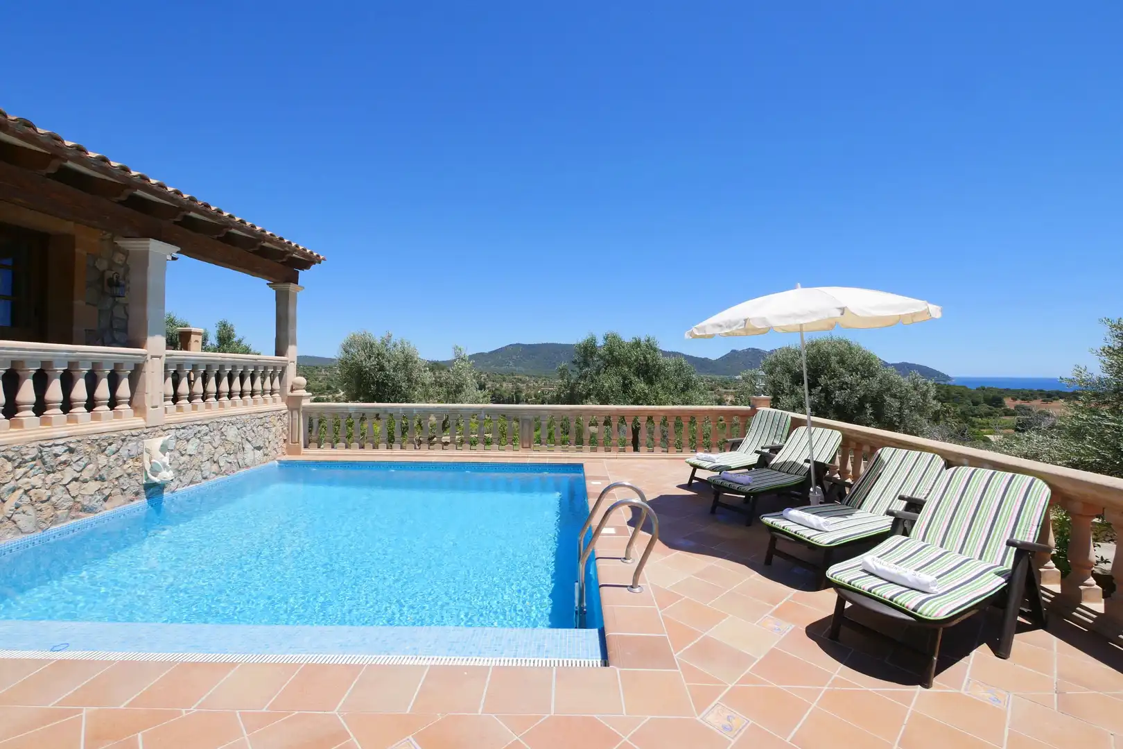 Piscina de Casa o xalet en venda en Son Servera amb Aire condicionat, Jardí privat i Terrassa