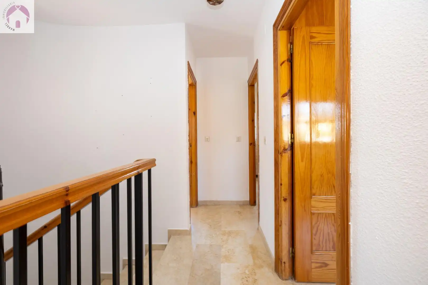 Casa adosada en venda en Granada amb Calefacció, Jardí privat i Terrassa