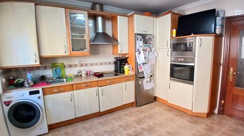 Foto 4 de Piso en venta en Muguruza Kalea, 8, Bagatza - San Vicente, Barakaldo