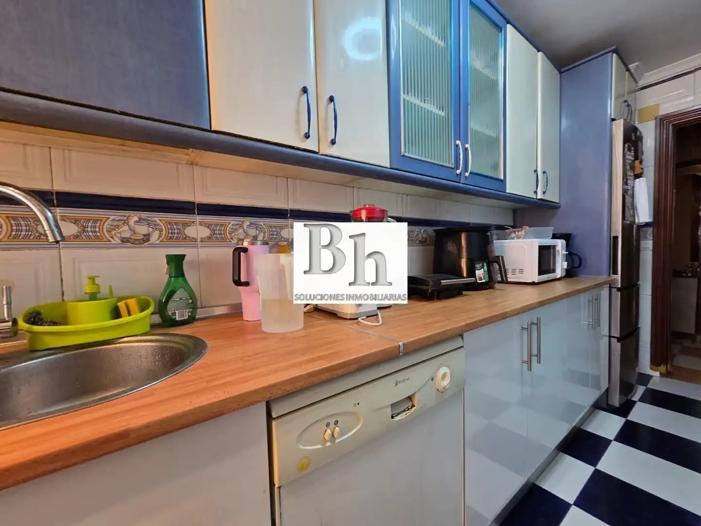 Küche von Wohnung zum Verkauf in Málaga mit Privatgarten