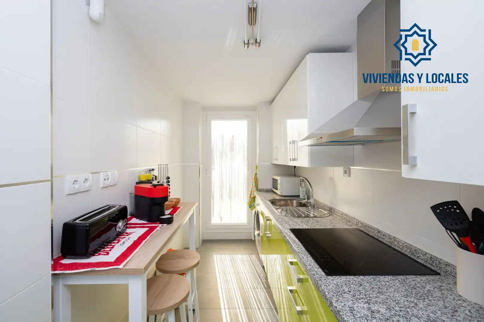 Cocina de Piso en venta en Almuñécar con Aire acondicionado, Jardín privado y Terraza