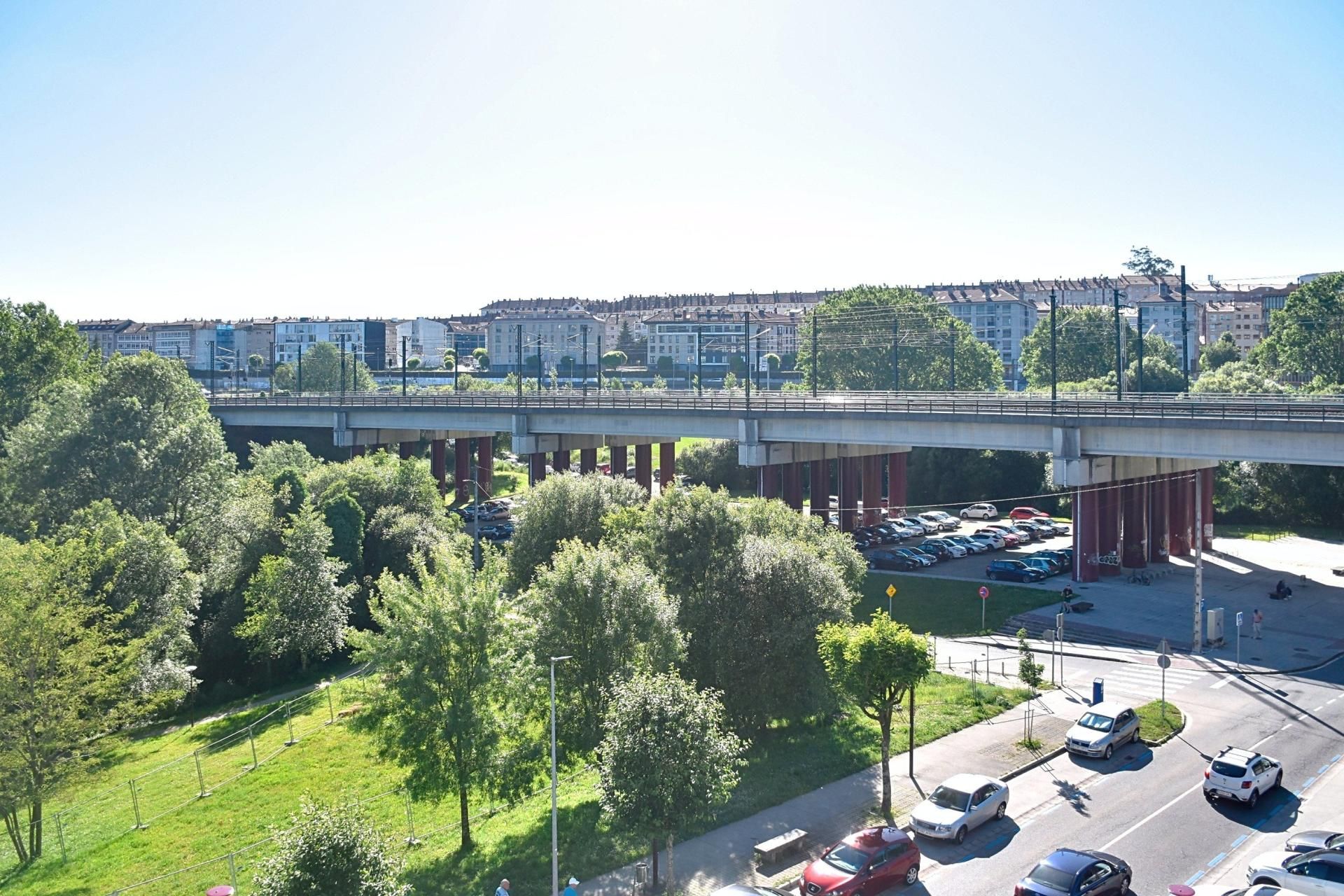 Vista exterior de Pis de lloguer en Santiago de Compostela  amb Aire condicionat i Calefacció