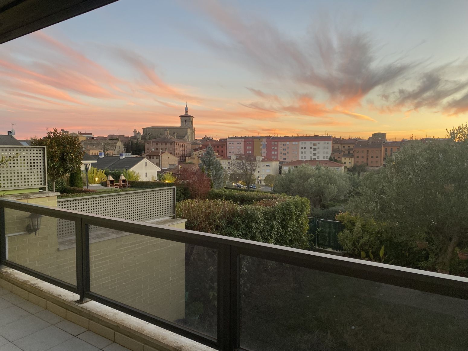 Exterior view of Single-family semi-detached for sale in Viana  with Air Conditioner, Heating and Private garden